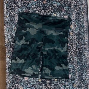 GAP Dark Green Camouflage Shorts